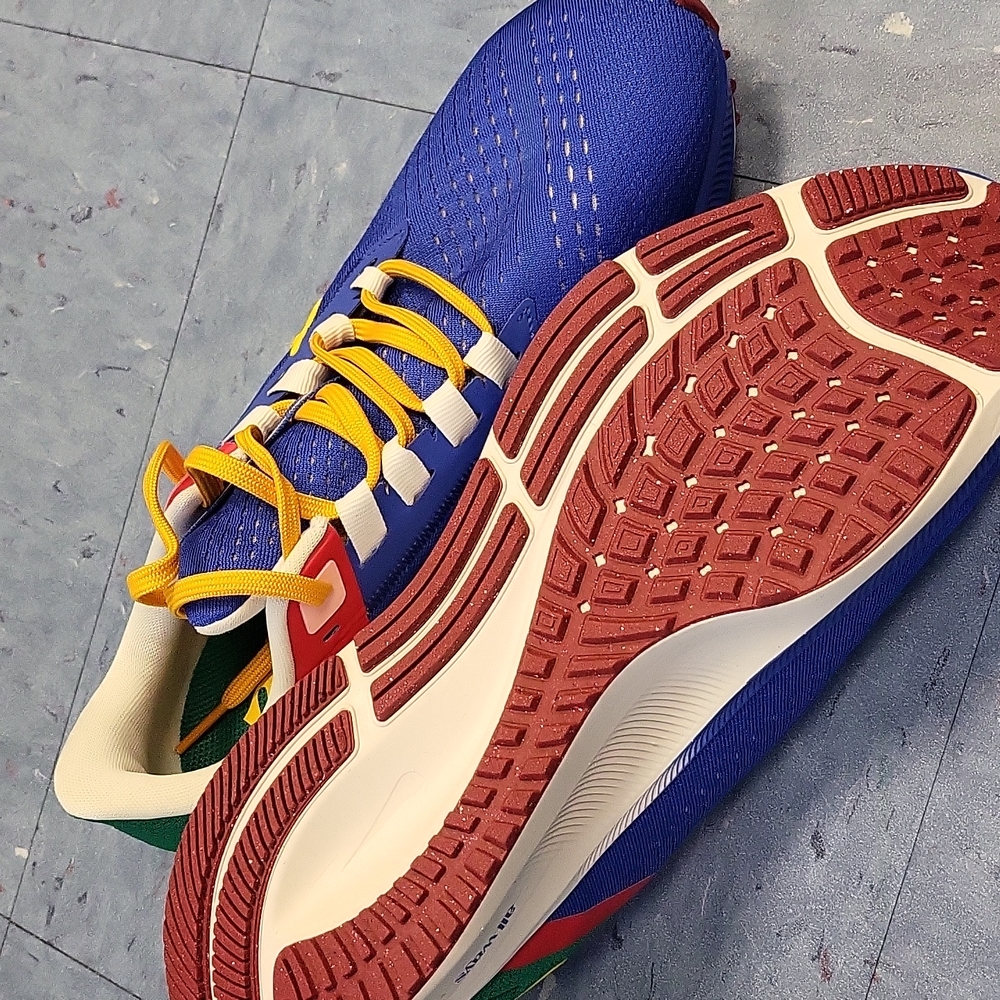 Nike Air Zoom Pegasus blue,green, yellow - Picture 4 of 5